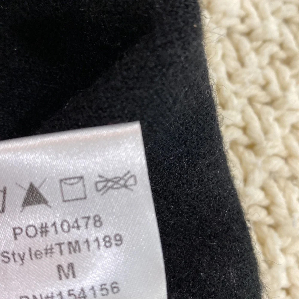 All:row black knit sweater top size medium - Picture 9 of 9
